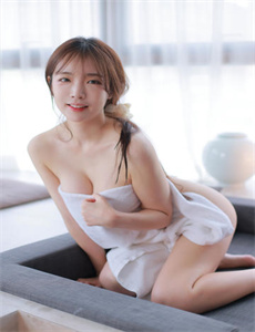 最美大学生喝醉后慢慢玩她